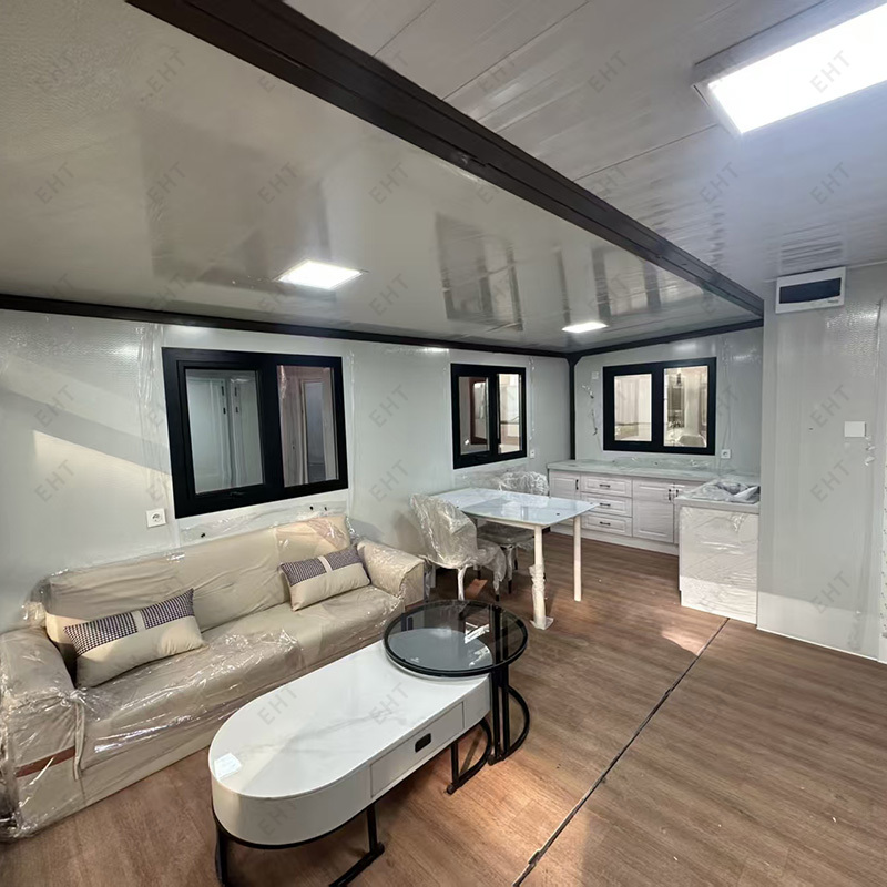 Prefabrikovaná mobilná obytná jednotka s dvojkrídlovým rozťahovacím kontajnerovým domom s dĺžkou 20 stôp