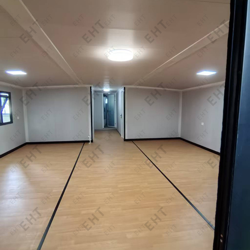 40 stôp Dvojkrídlový rozšíriteľný kontajnerový dom Prefabrikovaná modulárna obytná jednotka